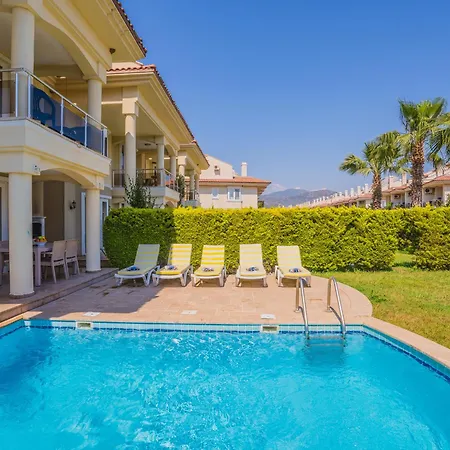 Sunset Club Aqualettings Pearl 7 *