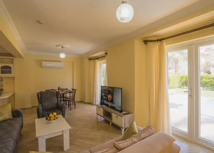 Sunset Club Aqualettings Pearl 7 * フェティエ