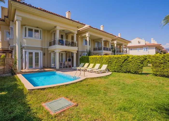 Sunset Club Aqualettings Pearl 7 Vila