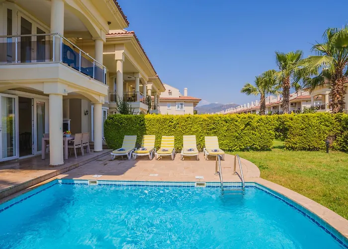 Sunset Club Aqualettings Pearl 7 *