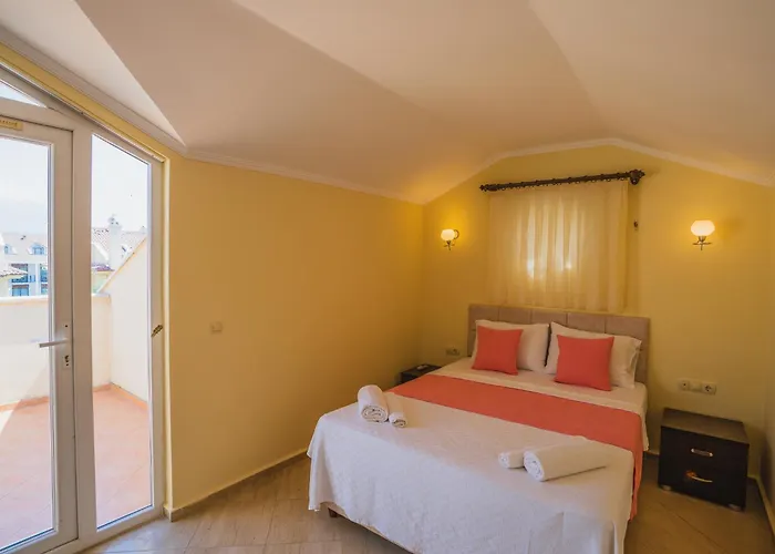 Sunset Club Aqualettings Pearl 7 Vila